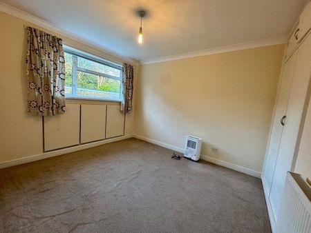 Brampton Manor, Bassett - Photo 3