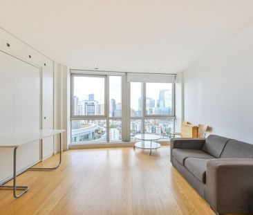 Studio to rent - Photo 2