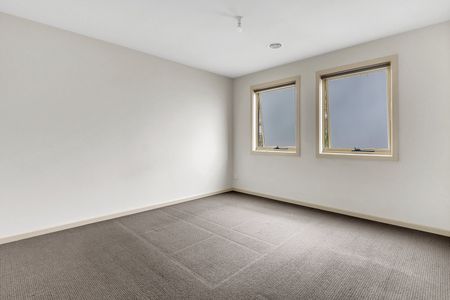 4/126-128 Glenlyon Road, Brunswick VIC 3056 - Photo 2