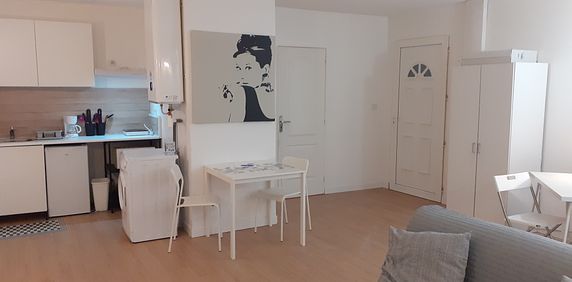 Studio meublé de 32m² à Bidon - 390€ C.C. - Photo 2
