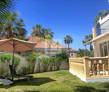 Luxury Semidetached House for rent in Estepona, Spain - Photo 2