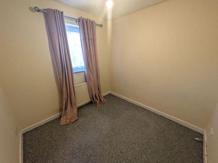 2 bedroom semi-detached house to rent - Photo 2