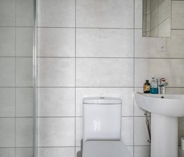 3 bedroom property to rent - Photo 2