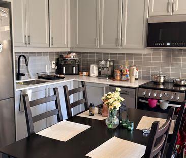 For Lease - 2343 khalsa gate Road Unit# 310, Oakville, Ontario - Photo 1