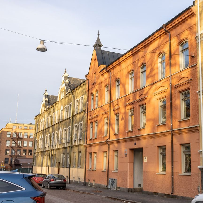 Tjustgatan 4 B, Centrum Norr - Photo 2