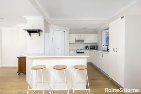 Fully furnished 3 bedroom townhouse - Photo 5