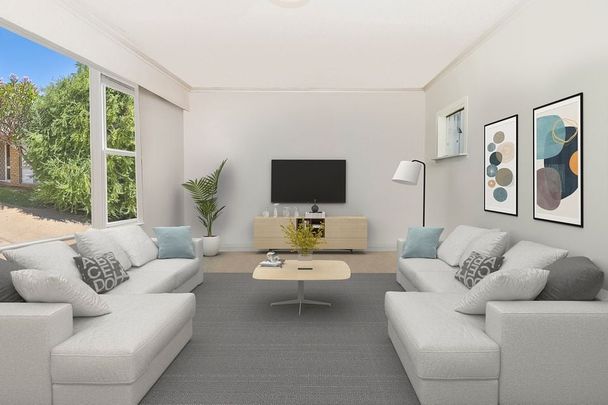 Lovely family 3 bedroom home - Photo 1