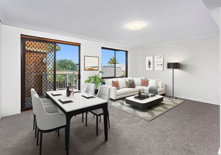 Spacious family home in the heart of Kiama Downs! - Photo 2