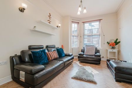 3 bedroom terraced house to rent - Photo 3