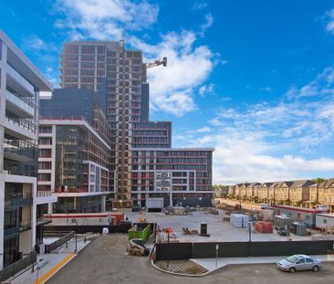 For Lease - 3200 William Coltson Avenue Unit# 304, Oakville, Ontario - Photo 1