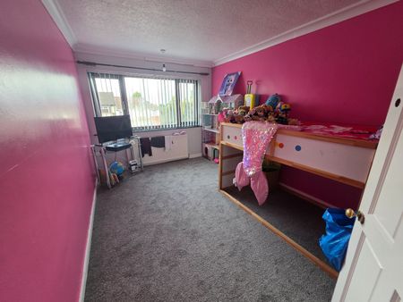 4 Bed Detached House, Cooks Wood Road, S3 - Photo 4