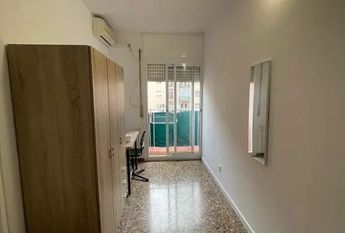 Travessera de Gràcia, Barcelona, Catalonia 08027