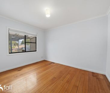 Spacious Family Home - Photo 3