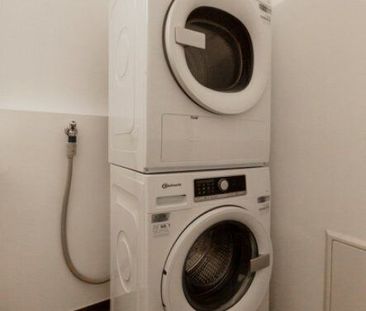 Hornussen / 5.5-room attic apartment on the right - Photo 1