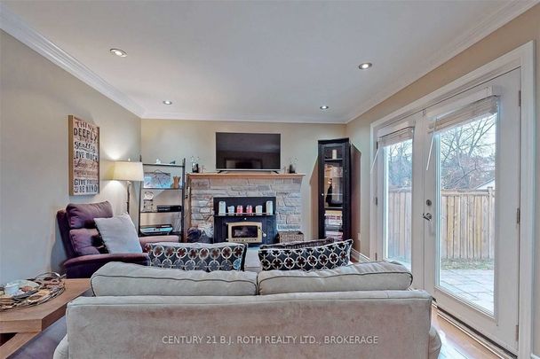 For Lease - 1658 Corkstone Glade, Mississauga, Ontario - Photo 1