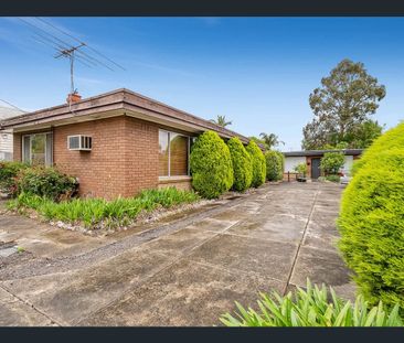 Stylish Renovated Unit in Prime Fairfield Location – Walk to Statio... - Photo 6