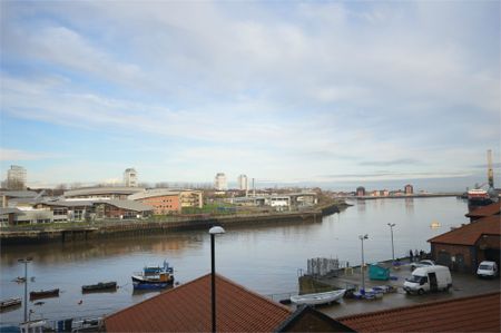 River View, Low Street, Sunderland - Photo 2