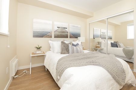 D,E - 2 Bed, 1 Bath - Photo 4