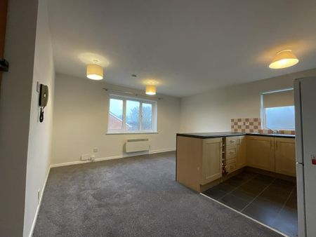 Studio to rent - Photo 3