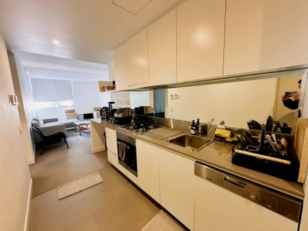 1 bed 1 bath - Photo 4