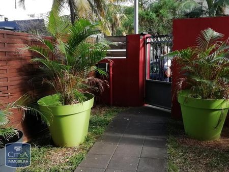 Location Appartement 1 pièce 47m² ST DENIS 97400 - Photo 3