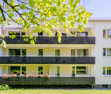Chic renovierte 2-Zi.-Wohnung mit Garage in Citylage - Foto 1