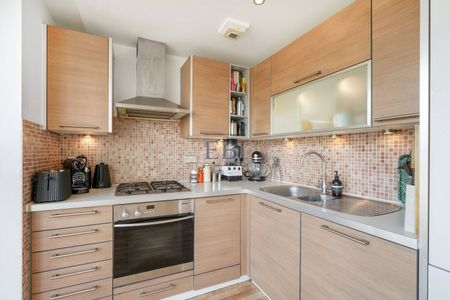 Andersens Wharf, 20 Copenhagen Place, E14 7DX - Photo 5