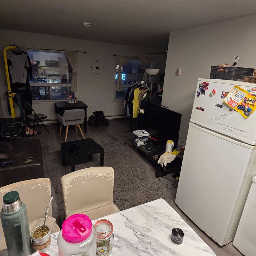 For Lease - 1561 Eglinton Avenue West Avenue Unit# Level 2, Toronto, Ontario - Photo 1