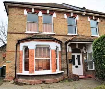 1 bedroom in a house share to rent - Photo 5