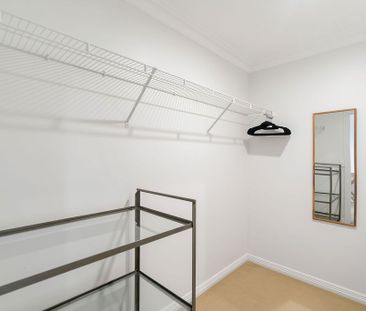 Spacious studio! - Photo 6