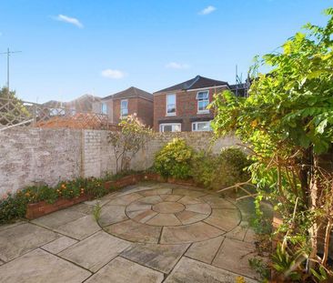 4 bedroom terraced house to rent - Photo 4