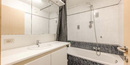 Appartement te huur in Aalter voor € 800 met 1 slaapkamer - Photo 5