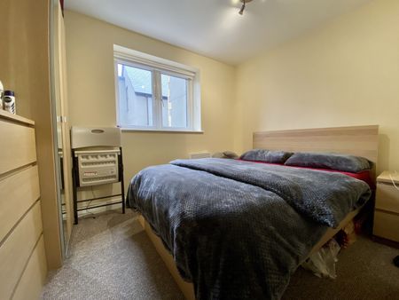 Churchill Villas, Churchill Way, City Centre - Photo 3