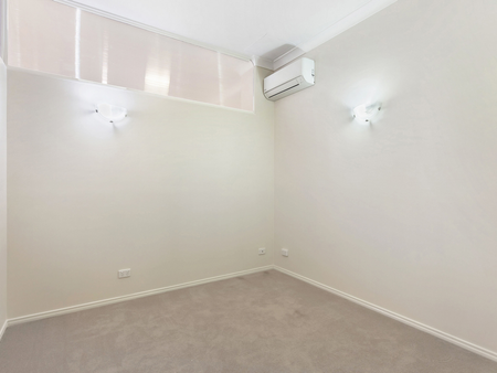 Unit 202, 448 Boundary Street, Spring Hill, QLD - Photo 4