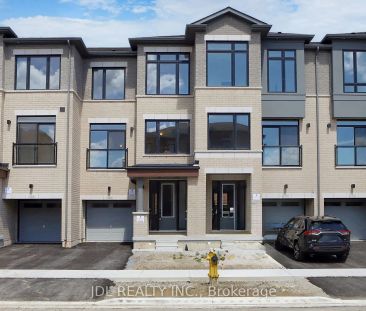 Condo Townhouse For Lease | N9249432 - Photo 2