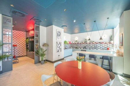 Studio to rent - Photo 2