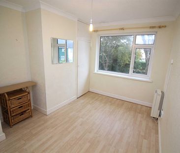 2 Bedroom Flat - Photo 6