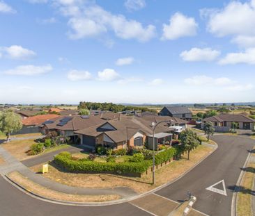 Stunning Family Home in Papamoa - Photo 5