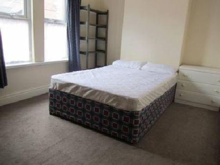 3 bedroom house share to rent - Photo 4