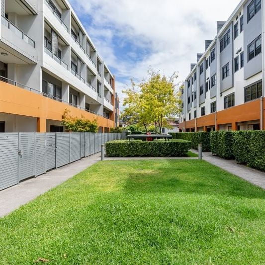 CONVENIENT STUDIO LOCATED NEXT TO UNSW | Unfurnished - Photo 1