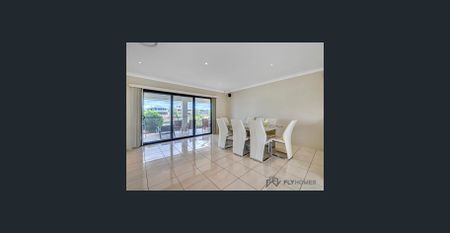 Spectacular Waterfront House - Photo 5