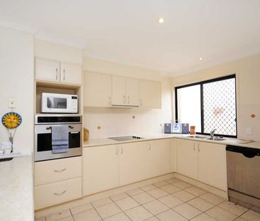 8B Protea Court, Robina QLD 4226 - House For Rent | Domain - Photo 1