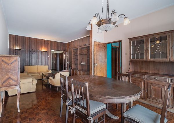 Apartamento T4 em Porto