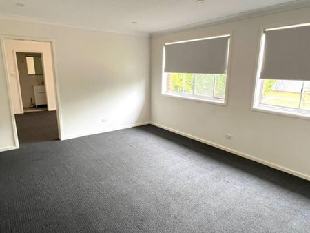 WELL LOCATED - CLOSE TO CBD - Photo 2