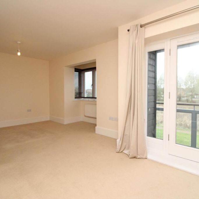 6 bedroom detached house to rent - Photo 1