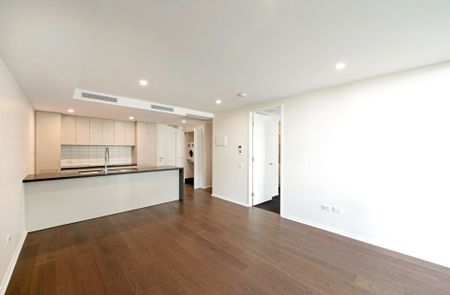 Luxury Living On The Foreshore - Photo 2