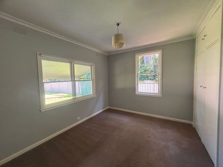 North Shepparton Family Home - Photo 2