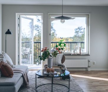 Klövjestigen, Skogås - Foto 1