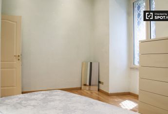 Via Fucino, Roma, Lazio 00199