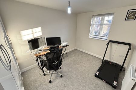 Lincoln Drive - Photo 4